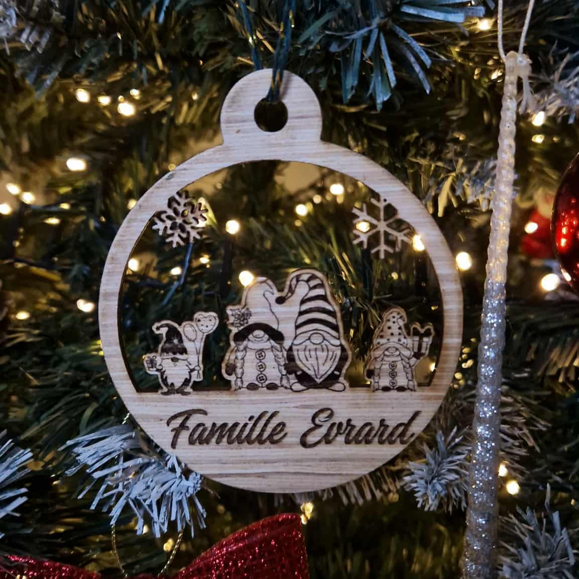 Boule de noël Famille gnome