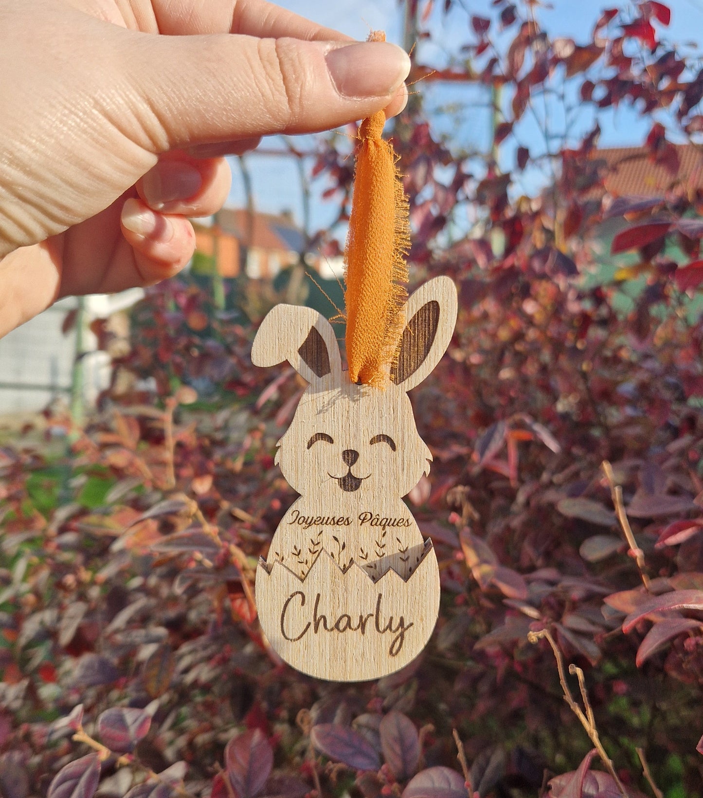 Suspension lapin de Pâques personnalisée – Porte-billet / porte message en bois