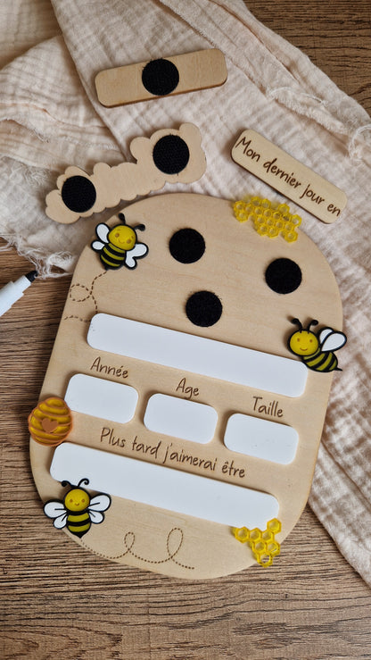 Panneau photo de rentrée scolaire personnalisé en bois - Abeille