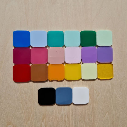Porte-clé personnalisé avec initiale en bois et plexi – Lettre personnalisable